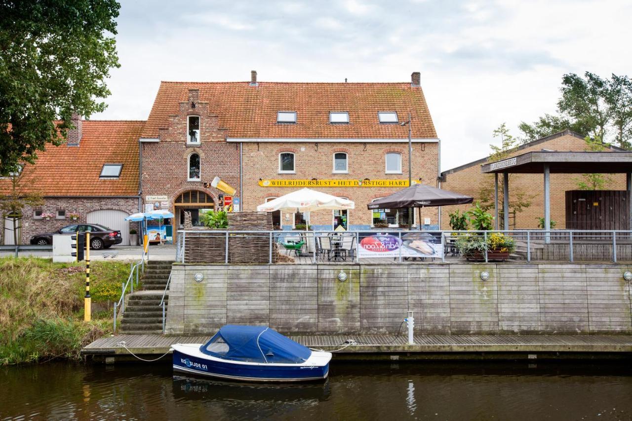 Wielrijdersrust Het Dorstige Hart Koksijde Exterior foto
